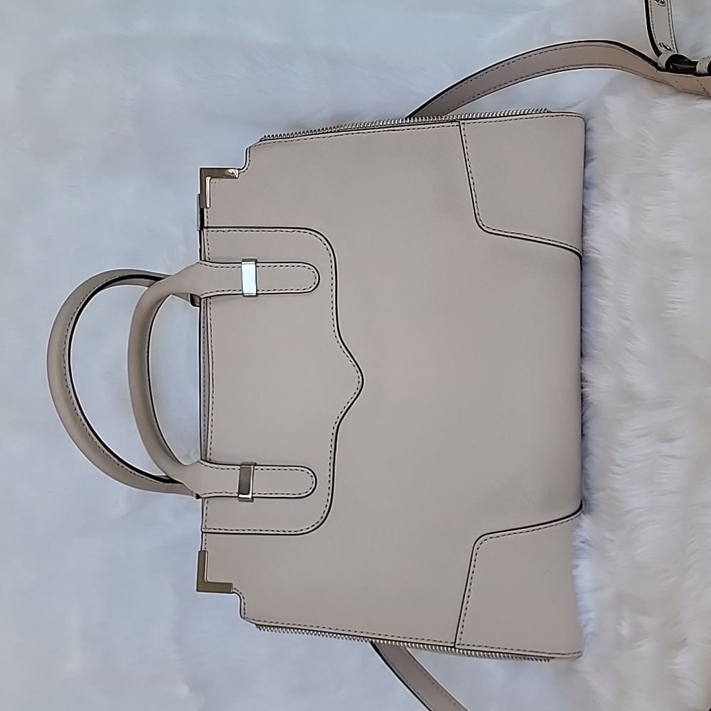 **SOLD** Rebecca Minkoff bag - Picture 3 of 15